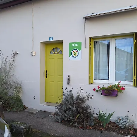 Petite maison proche cathédrale centre 3 pers Hébergement de vacances *